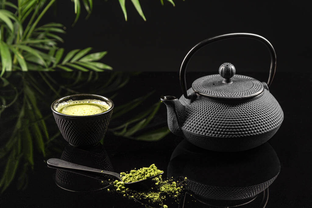 mennyibe-kerul-a-matcha-tea