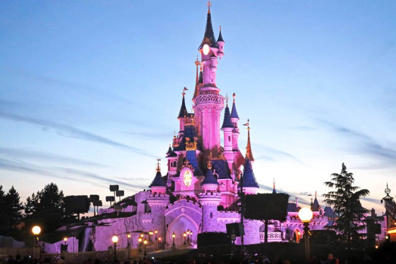 Mennyibe kerül egy Disneyland Paris hétvége?