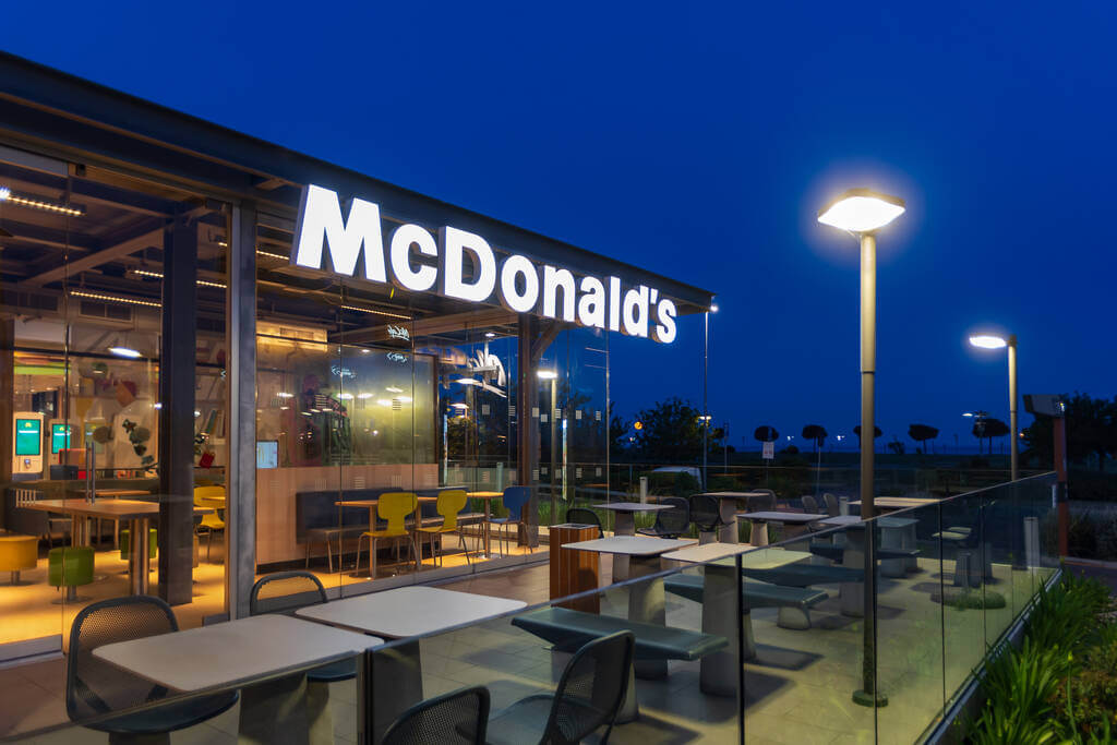 mennyibe-kerul-egy-mcdonalds-franchise
