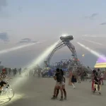 mennyibe-kerul-egy-jegy-a-burning-man-fesztivalra