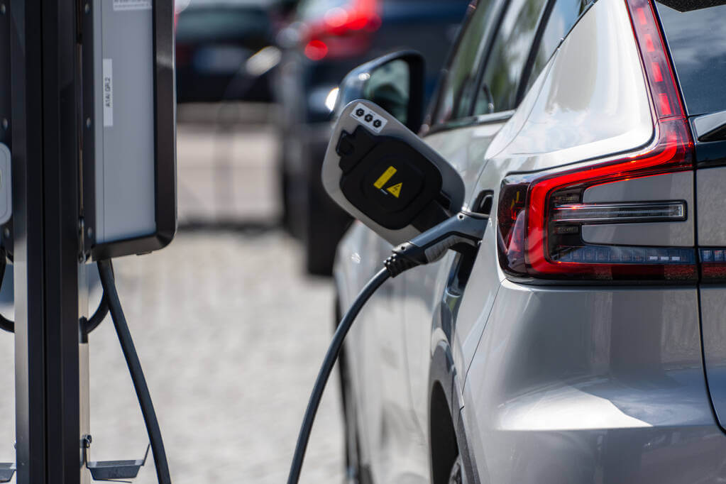 mennyibe-kerul-az-akkumulatorcsere-egy-elektromos-autoban