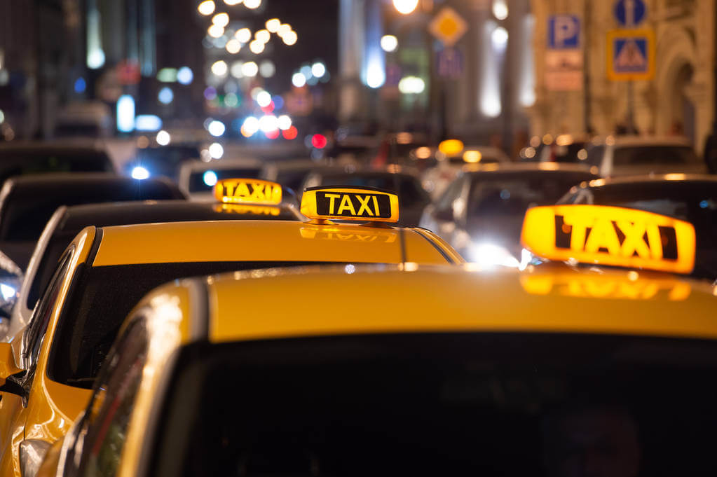 mennyit-keres-egy-taxis