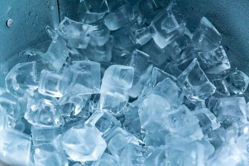 mennyibe-kerul-egy-jegkocka-keszito-gep